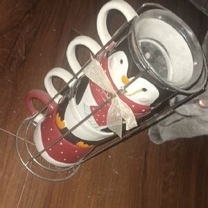 Penguin Themed Mug Set with Stand